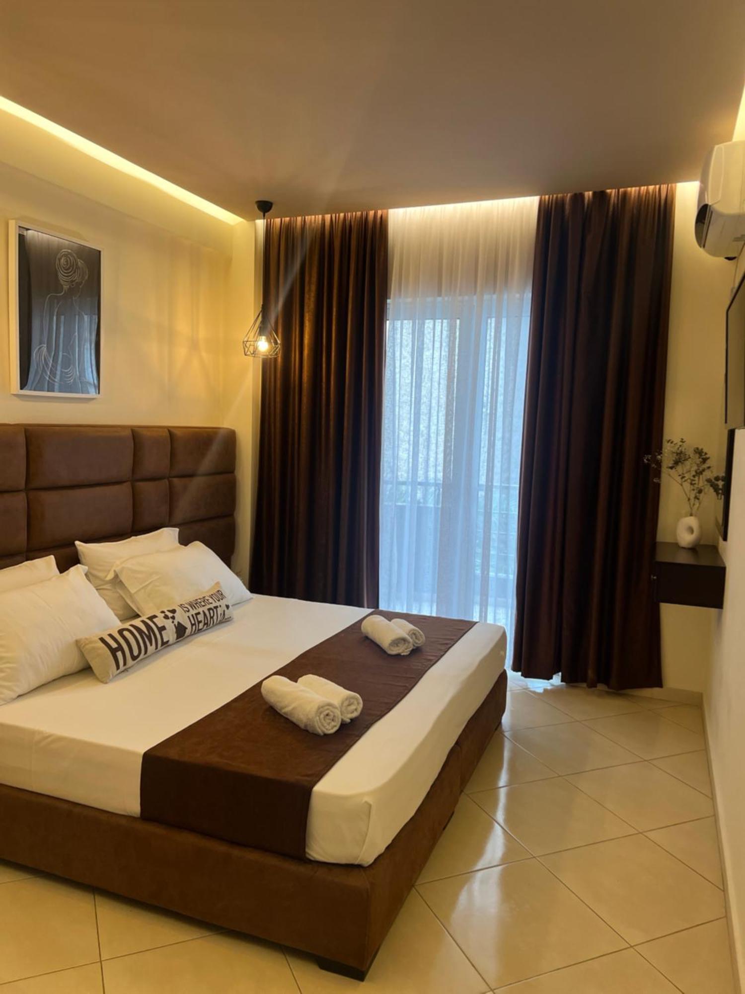 Ansi Paradiso Apartaments Sarande Exterior photo